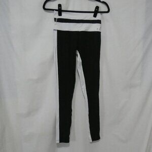 PINK - Victoria's Secret - Ultimate | small | Black and White Leggings